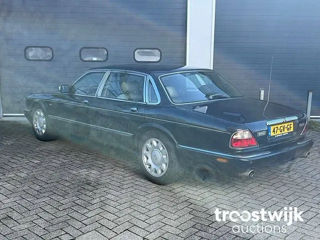 Daimler 4.0 4.0 v8 super automaat, 47-gv-gf - afbeelding 13 van  18