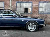 Daimler 4.0 l6 238pk 1990 -youngtimer - afbeelding 11 van  38