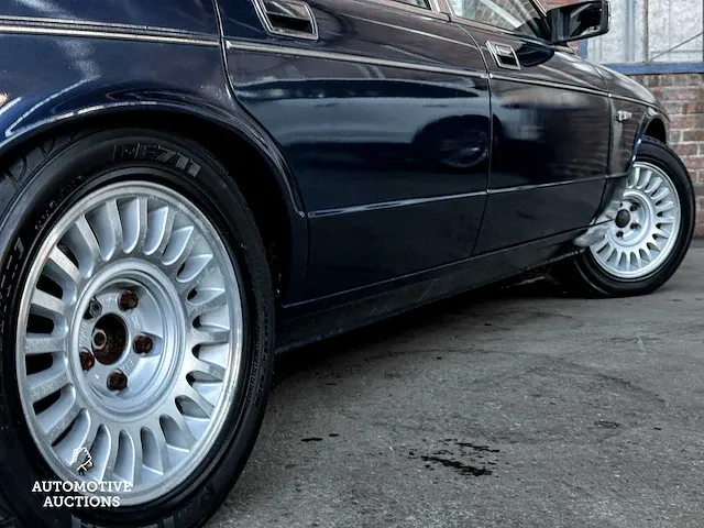 Daimler 4.0 l6 238pk 1990 -youngtimer - afbeelding 14 van  38