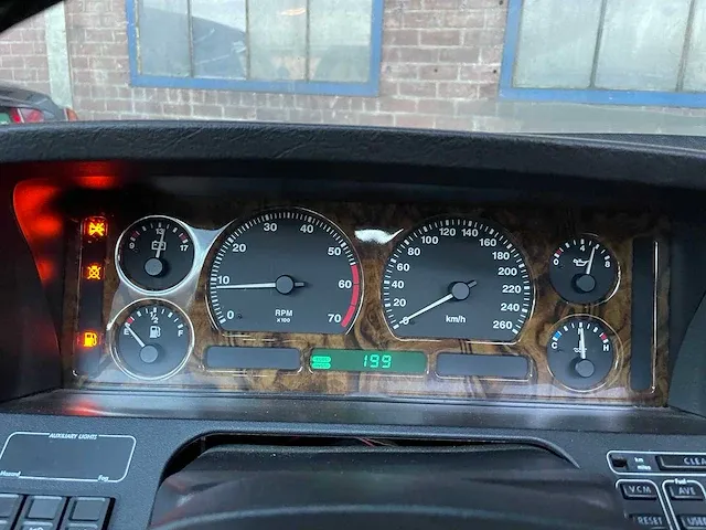 Daimler 4.0 l6 238pk 1990 -youngtimer - afbeelding 27 van  38