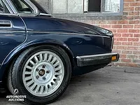 Daimler 4.0 l6 238pk 1990 -youngtimer - afbeelding 4 van  38