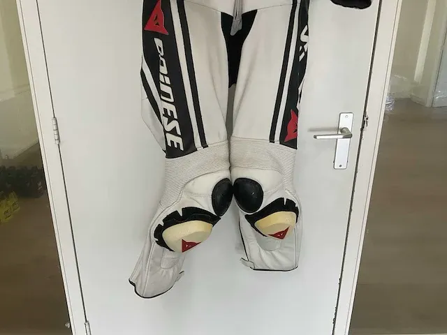 Dainese motorpak - afbeelding 2 van  3