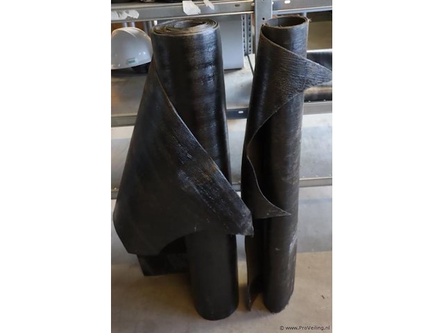 Dakbedekking, diverse rollen - afbeelding 2 van  8