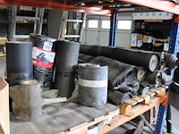 Dakdekkersproducten w.o. rollen epdm, kilgoot en bituum. - afbeelding 1 van  3
