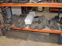 Dakgerelateerde producten in tweedelige- en wandstelling w.o. dakdoorvoeren, ventilatiepijp, epdm, loodverv... - afbeelding 4 van  6