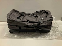 Dakine split stroller 85l carbon - afbeelding 1 van  4
