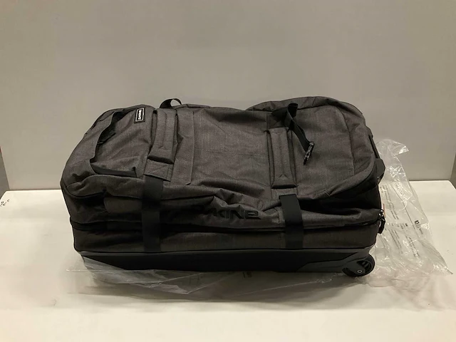 Dakine split stroller 85l carbon - afbeelding 2 van  4