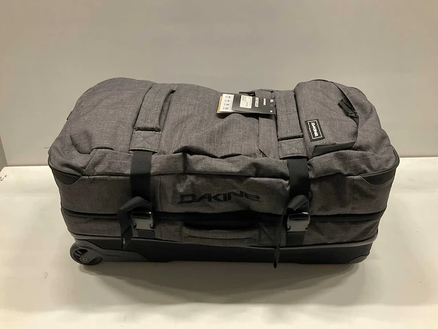 Dakine split stroller 85l carbon - afbeelding 1 van  4