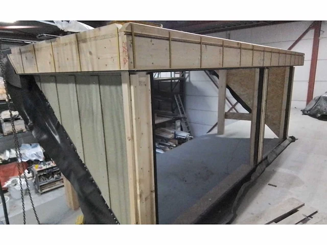 Dakkapel - half fabrikaat - dakmateriaal - afbeelding 3 van  6