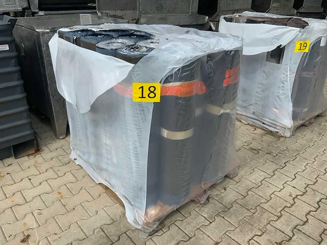 Dakleer ca 144m2 - afbeelding 1 van  12