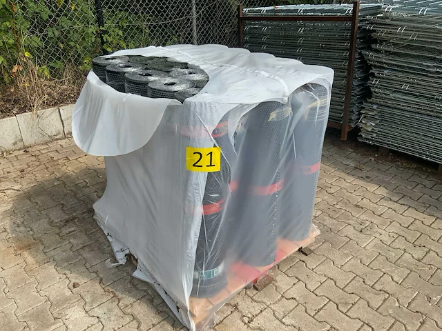 Dakleer ca 187m2 - afbeelding 1 van  9