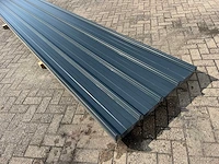 Dakmateriaal 700x106cm 29x -215m2 - afbeelding 1 van  4