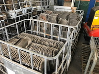 Dakpannen en vorsten (47x) - afbeelding 5 van  21