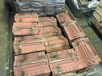 Dakpannen en vorsten (47x) - afbeelding 10 van  21