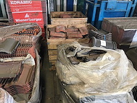 Dakpannen en vorsten (47x) - afbeelding 14 van  21