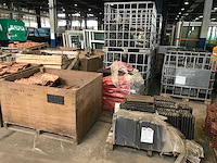 Dakpannen en vorsten (47x) - afbeelding 16 van  21