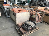 Dakpannen en vorsten (47x) - afbeelding 18 van  21