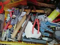Dakramen en handgereedschap - afbeelding 4 van  4