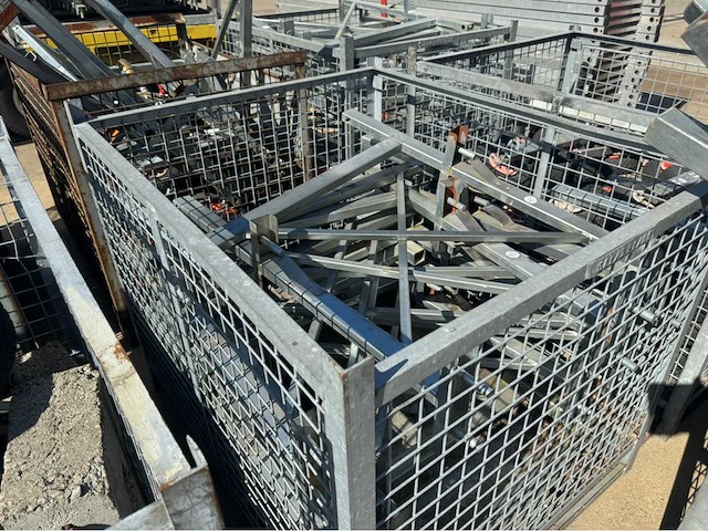 Dakrand beveiliging en aanhanger (198 mtr) - afbeelding 8 van  25