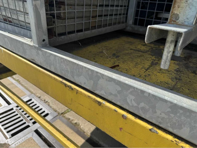 Dakrand beveiliging met hijsbok en aanhanger (198 mtr) - afbeelding 17 van  25