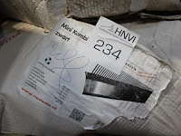 Dakvoeten in diverse uitvoeringen in stellingdeel. - afbeelding 2 van  3