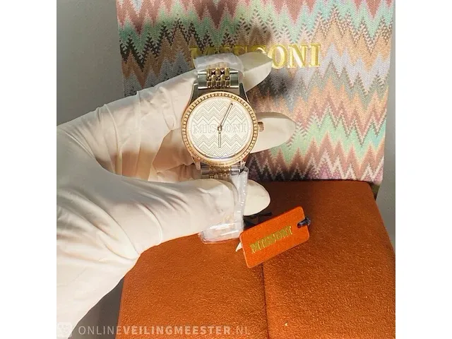 Dames horloge - missoni 60 diamanten 0.33 carat prijs €1900,00 - afbeelding 8 van  8