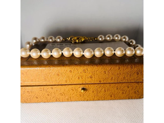 Dames parelsnoer collier - met echte japanse parels - anna valerie adolf - afbeelding 4 van  4