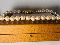 Dames parelsnoer collier - met echte japanse parels - anna valerie adolf - afbeelding 4 van  4