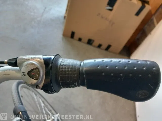 Damesfiets batavus, staccato, grijs / chroom - afbeelding 4 van  13