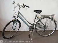 Damesfiets giant, escaper, lichtblauw - afbeelding 1 van  16