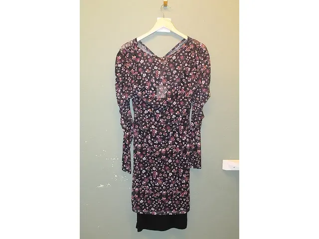 Damesjurk aaiko maat xs. adviesverkoopprijs € 119,95 - afbeelding 3 van  4