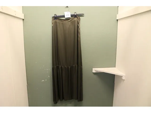 Damesrok due amanti maat 36. adviesverkoopprijs € 199,00 - afbeelding 1 van  4