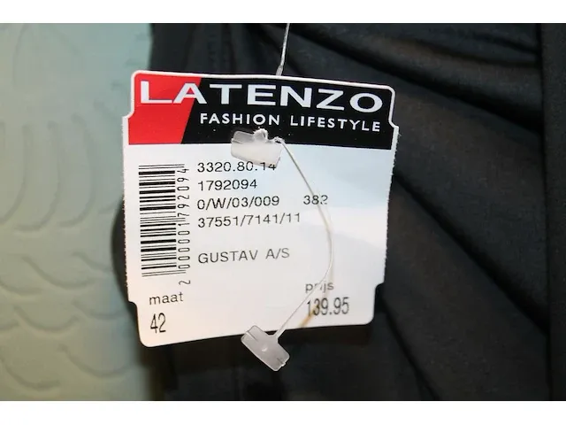 Damesrok gustav maat 42. adviesverkoopprijs € 139,95 - afbeelding 4 van  4