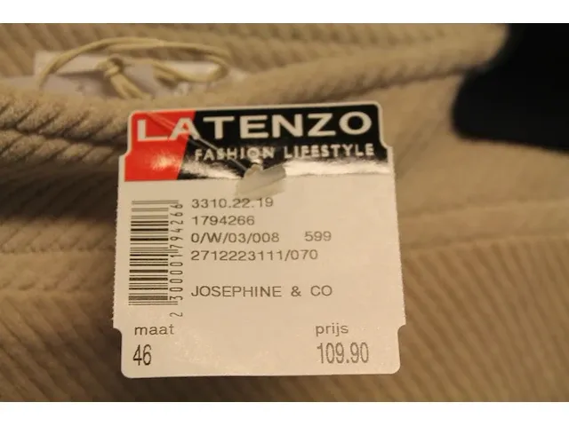 Damesrok josephine & co maat 46. adviesverkoopprijs € 109,90 - afbeelding 3 van  3