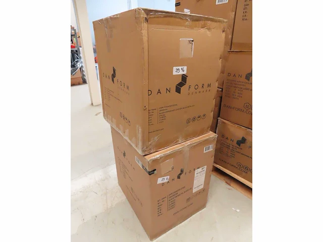 Dan-form - hype - barkruk (4x) - afbeelding 3 van  3