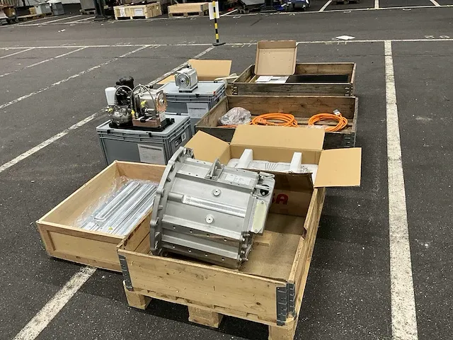 Dana 2022 elektronische motor aandrijf set tm4 sumo hp (450 kw) - afbeelding 12 van  21
