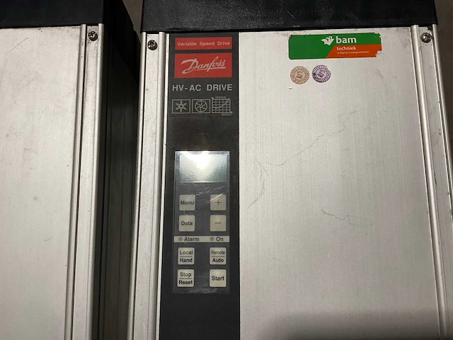 Danfoss - vlt 3008 hv-ac - inverter (3x) - afbeelding 2 van  3