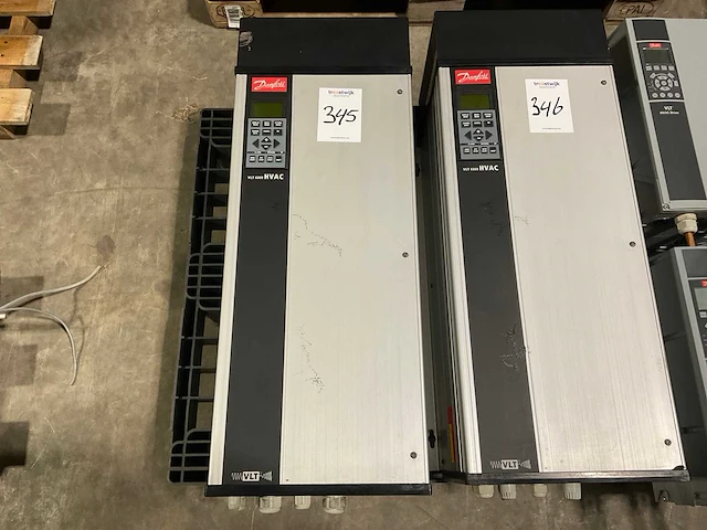 Danfoss - vlt 6000 - 23kva hvac frequentieregelaar - afbeelding 1 van  3