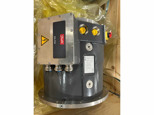 Danfoss editron electro motor pm em-pmi 300-t310 108kw elektromotor - afbeelding 7 van  9