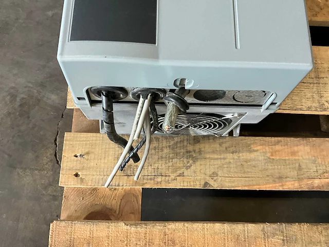 Danfoss fc-103p11kt frequentieregelaar - afbeelding 3 van  4