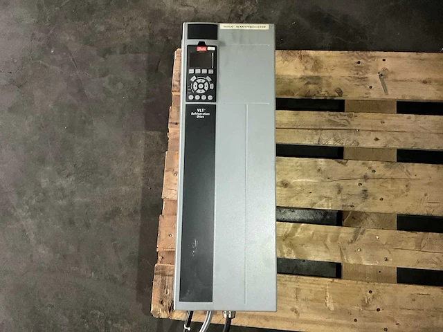 Danfoss fc-103p30kt4p21h1 frequentieregelaar - afbeelding 2 van  5