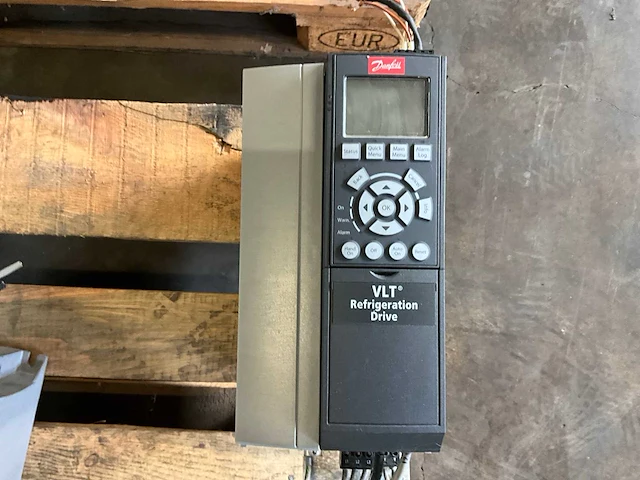Danfoss fc-103p5k5t frequentieregelaar - afbeelding 2 van  4