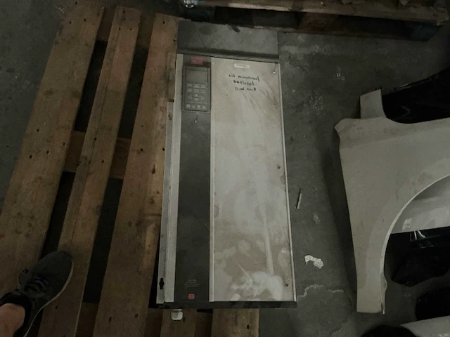 Danfoss frequentieregelaar 23 kva - afbeelding 1 van  7