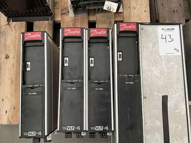 Danfoss frequentieregelaar (4x) - afbeelding 2 van  9