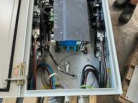 Danfoss frequentieregelaar 75 kw - afbeelding 8 van  12