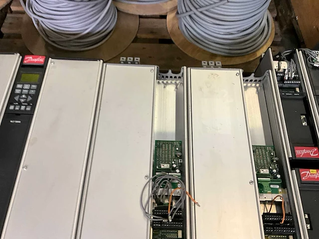 Danfoss frequentieregelaar (8x) - afbeelding 4 van  7