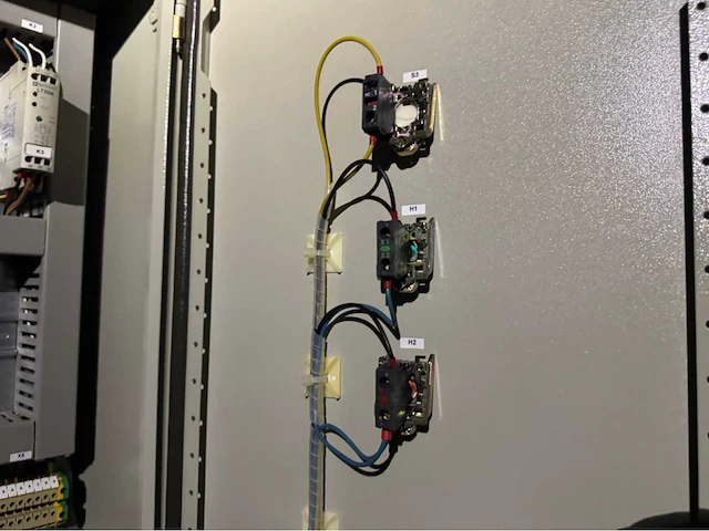 Danfoss frequentieregelaar set met schakelkast (2x) - afbeelding 4 van  15