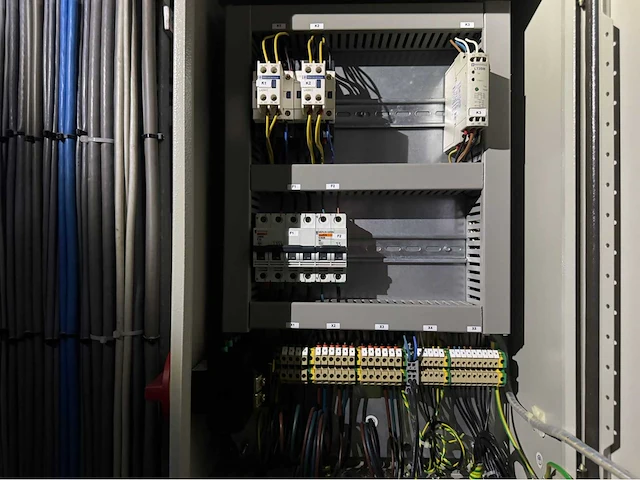 Danfoss frequentieregelaar set met schakelkast (2x) - afbeelding 5 van  15