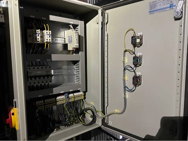 Danfoss frequentieregelaar set met schakelkast (2x) - afbeelding 14 van  15