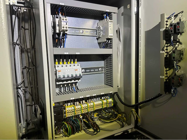 Danfoss frequentieregelaar set met schakelkast (2x) - afbeelding 3 van  16